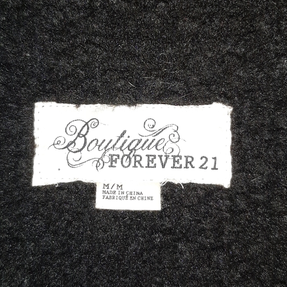 F21 black shimmery coat with faux shearling collar - Picture 11 of 12